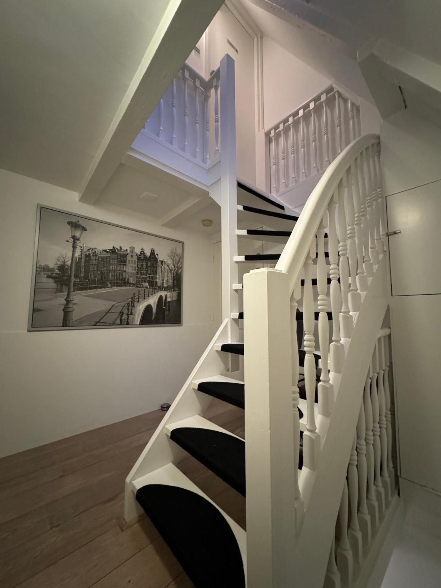 Nine Streets Inn Amsterdam Bagian luar foto